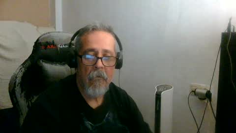Snapshot of neron401 chatting on July 1, 2026, 3:19 am neron401 online show from July 1, 2026, 3:19 am
