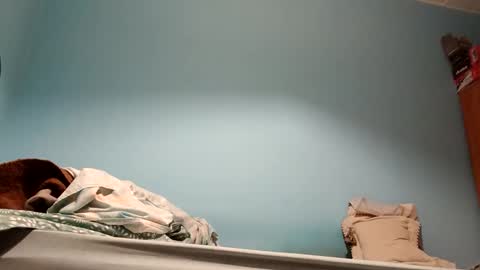 nes90b online show from October 17, 2025, 4:59 am