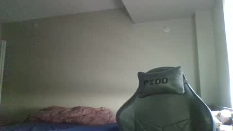 Snapshot of nessie_005 chatting on December 13, 2024, 10:13 pm Nessie 005 online show from December 13, 2024, 10:13 pm