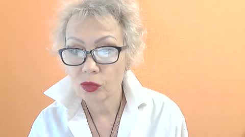 Snapshot of nessyjenixs chatting on October 17, 2025, 7:55 am NessyJenixs online show from October 17, 2025, 7:55 am