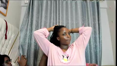 Snapshot of netfux_and_chill chatting on May 26, 2026, 7:32 pm netfux_and_chill online show from May 26, 2026, 7:32 pm
