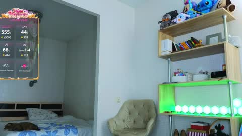 Snapshot of nevergiveup_1 chatting on March 31, 2026, 10:26 am never give up online show from March 31, 2026, 10:26 am