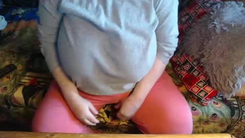 Lilly  online show from April 9, 2026, 4:12 am