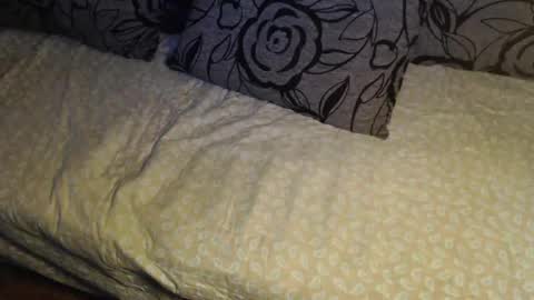 Snapshot of new_milf chatting on May 12, 2026, 2:08 am Lilly online show from May 12, 2026, 2:08 am