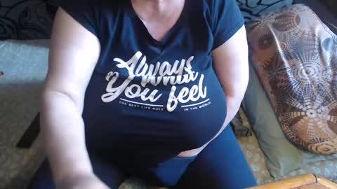 Snapshot of new_milf chatting on May 16, 2026, 10:36 am Lilly online show from May 16, 2026, 10:36 am