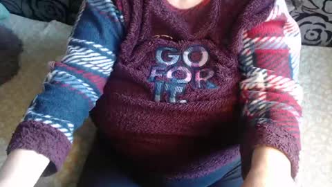 Snapshot of new_milf chatting on May 18, 2026, 3:35 am Lilly online show from May 18, 2026, 3:35 am
