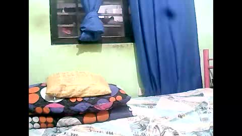 mariapaula online show from June 3, 2026, 2:44 pm