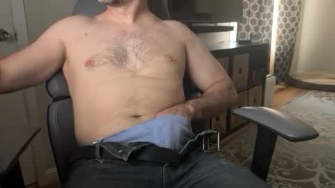 newguy_097 online show from January 14, 2026, 9:42 pm