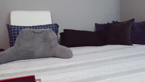 Snapshot of newtothis7756 chatting on September 28, 2025, 8:14 pm newtothis7756 online show from September 28, 2025, 8:14 pm