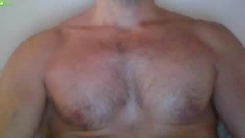 Snapshot of newtyguy90 chatting on June 25, 2026, 6:51 am newtyguy90 online show from June 25, 2026, 6:51 am