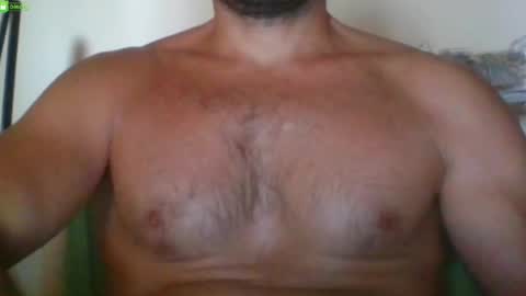 Snapshot of newtyguy90 chatting on July 19, 2026, 8:40 am newtyguy90 online show from July 19, 2026, 8:40 am