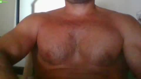Snapshot of newtyguy90 chatting on July 25, 2026, 7:28 am newtyguy90 online show from July 25, 2026, 7:28 am