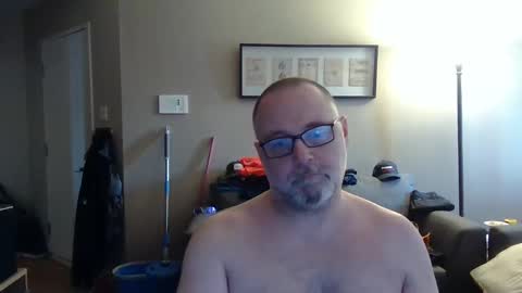 Snapshot of newvvorld chatting on May 19, 2026, 3:18 pm NewWorld online show from May 19, 2026, 3:18 pm
