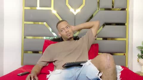 neytanmalcon online show from December 16, 2025, 8:03 pm