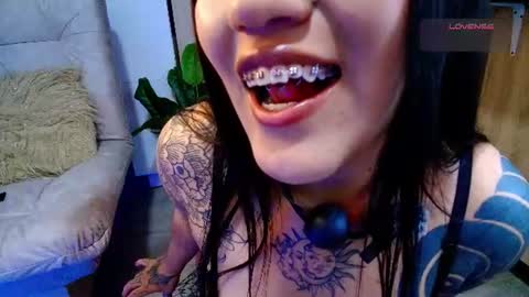 Valery Gonzales online show from June 25, 2026, 4:01 am