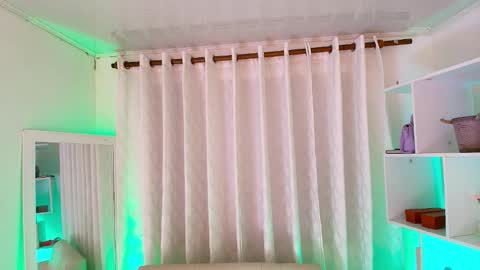  Angie   Instagram  angie julianac add me online show from February 20, 2026, 5:04 am