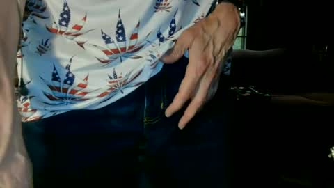 Snapshot of nfgwholoves2cum chatting on July 4, 2026, 11:00 pm NFG Nice Friendly Guy Dick online show from July 4, 2026, 11:00 pm