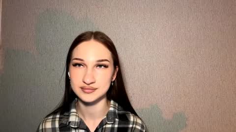 Snapshot of nganlyerly chatting on April 8, 2026, 5:46 pm Kate Ng online show from April 8, 2026, 5:46 pm