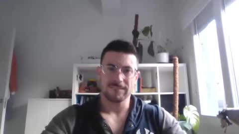 nghtyteacher online show from December 17, 2025, 9:26 am