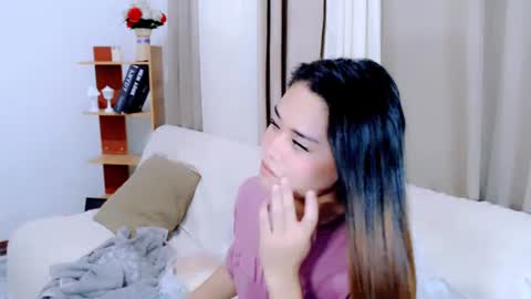 hottie nicole online show from June 10, 2026, 2:01 am