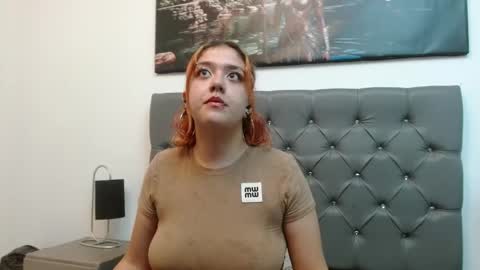 Estefani  online show from March 4, 2025, 4:38 am