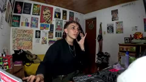 niah online show from June 23, 2026, 2:31 am