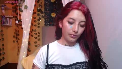 niamh_lifah online show from July 24, 2026, 1:20 pm
