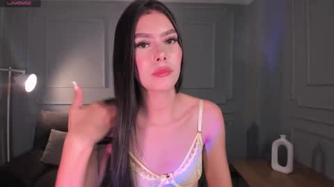 Call me Nia  online show from March 6, 2025, 10:15 pm