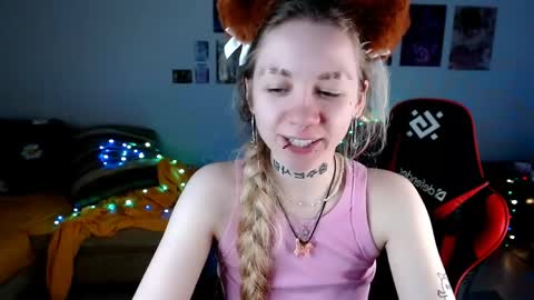 Snapshot of nica_kawaii chatting on May 8, 2026, 2:00 pm nica_kawaii online show from May 8, 2026, 2:00 pm