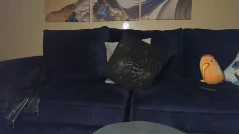 Lilly online show from January 1, 2025, 3:14 pm