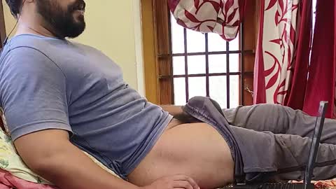 Robin online show from April 10, 2026, 9:58 am