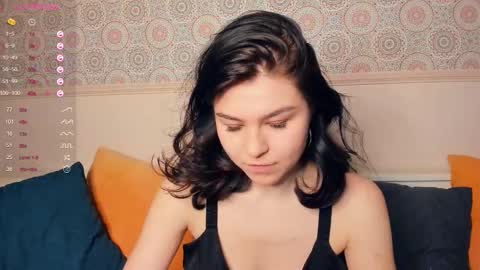 Alice  online show from February 14, 2025, 1:40 pm