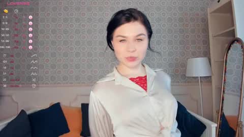 Alice  online show from February 15, 2025, 7:27 am
