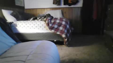 nice_one7411 online show from April 22, 2026, 2:14 am