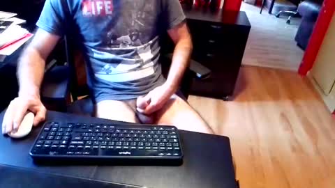 nicecck24 online show from June 18, 2026, 3:16 pm