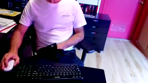 nicecck24 online show from June 25, 2026, 3:28 am