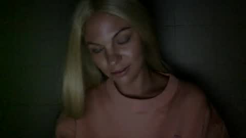 Snapshot of nicecolddrink2 chatting on September 26, 2025, 2:15 am Amber online show from September 26, 2025, 2:15 am