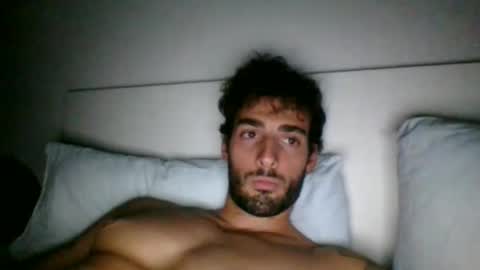 Snapshot of nicegguy9826 chatting on September 17, 2025, 9:44 am nicegguy9826 online show from September 17, 2025, 9:44 am