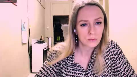 Kathrine online show from July 3, 2026, 6:03 pm
