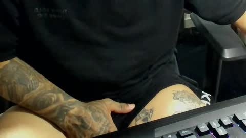 Snapshot of nicepussyandcock chatting on October 12, 2025, 11:15 pm Camila And Steeven online show from October 12, 2025, 11:15 pm