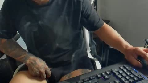 Snapshot of nicepussyandcock chatting on October 20, 2025, 6:41 pm Camila And Steeven online show from October 20, 2025, 6:41 pm