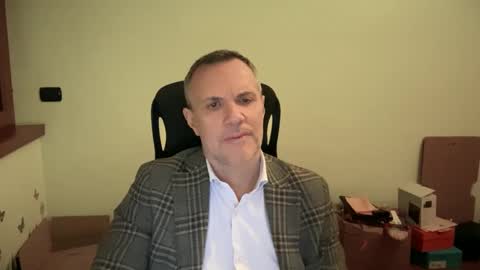 Andrew online show from February 18, 2025, 6:26 pm