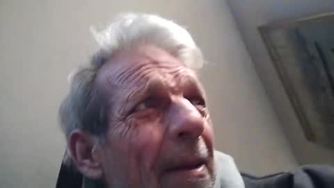 Snapshot of niceviewfromhere chatting on March 4, 2026, 2:45 pm niceviewfromhere online show from March 4, 2026, 2:45 pm