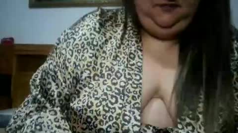 Snapshot of nicholle chatting on April 23, 2026, 10:01 pm Nicholle online show from April 23, 2026, 10:01 pm