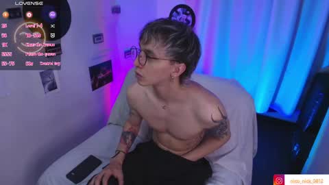 Snapshot of nick_bangover chatting on June 5, 2026, 10:59 pm Nico online show from June 5, 2026, 10:59 pm