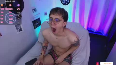 Snapshot of nick_bangover chatting on June 18, 2026, 6:23 pm Nico online show from June 18, 2026, 6:23 pm