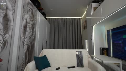 nick_howlenxx online show from April 7, 2026, 1:22 pm