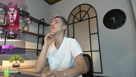 Nick  online show from October 22, 2025, 12:05 pm