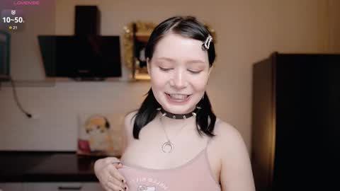 nickari_x online show from March 21, 2026, 6:18 am