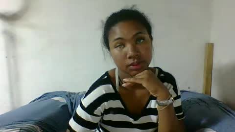 nickiqqyuu online show from August 9, 2026, 12:34 am